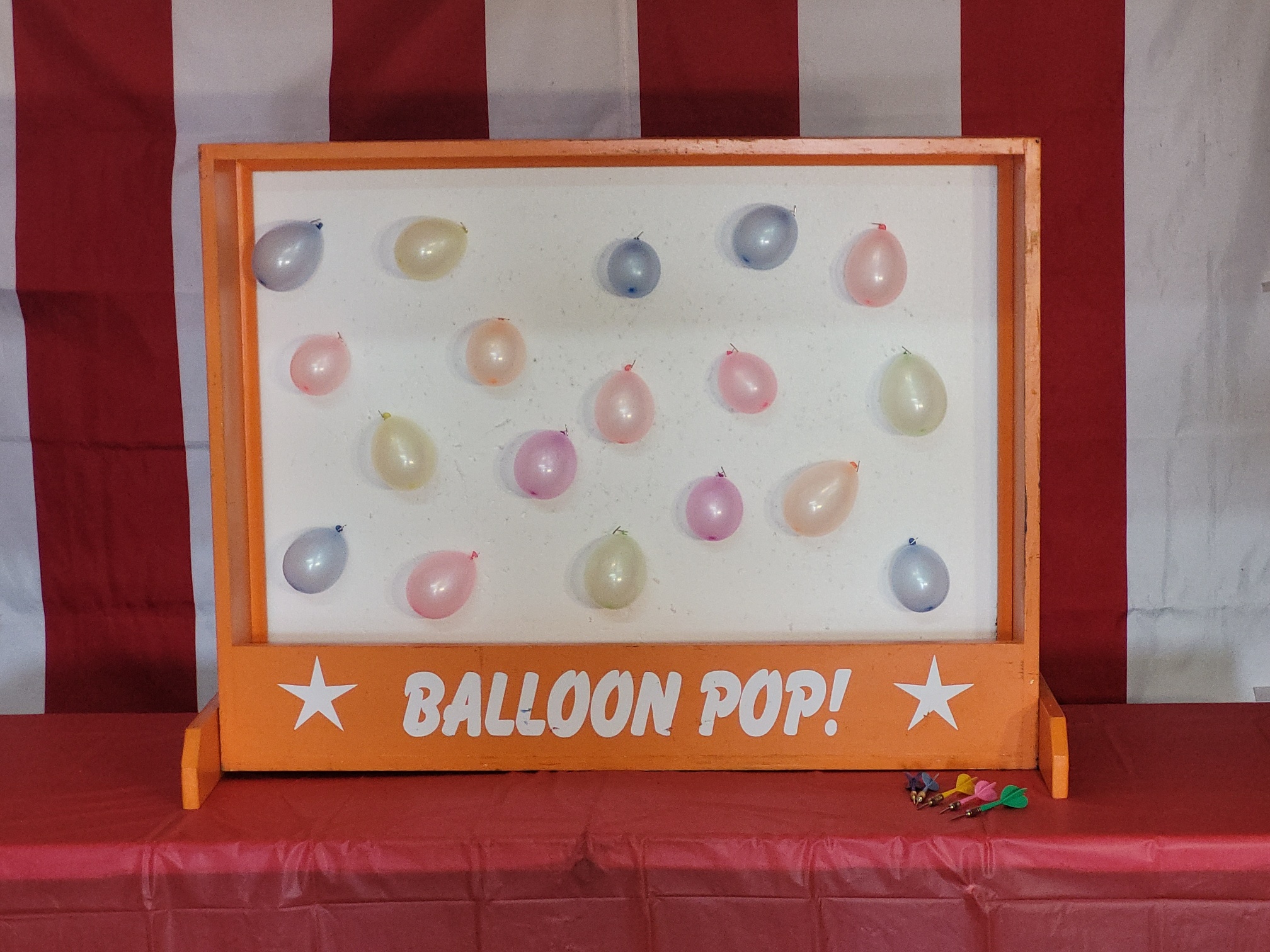 klassisk utilstrækkelig svamp Balloon Pop - Party Rental CA